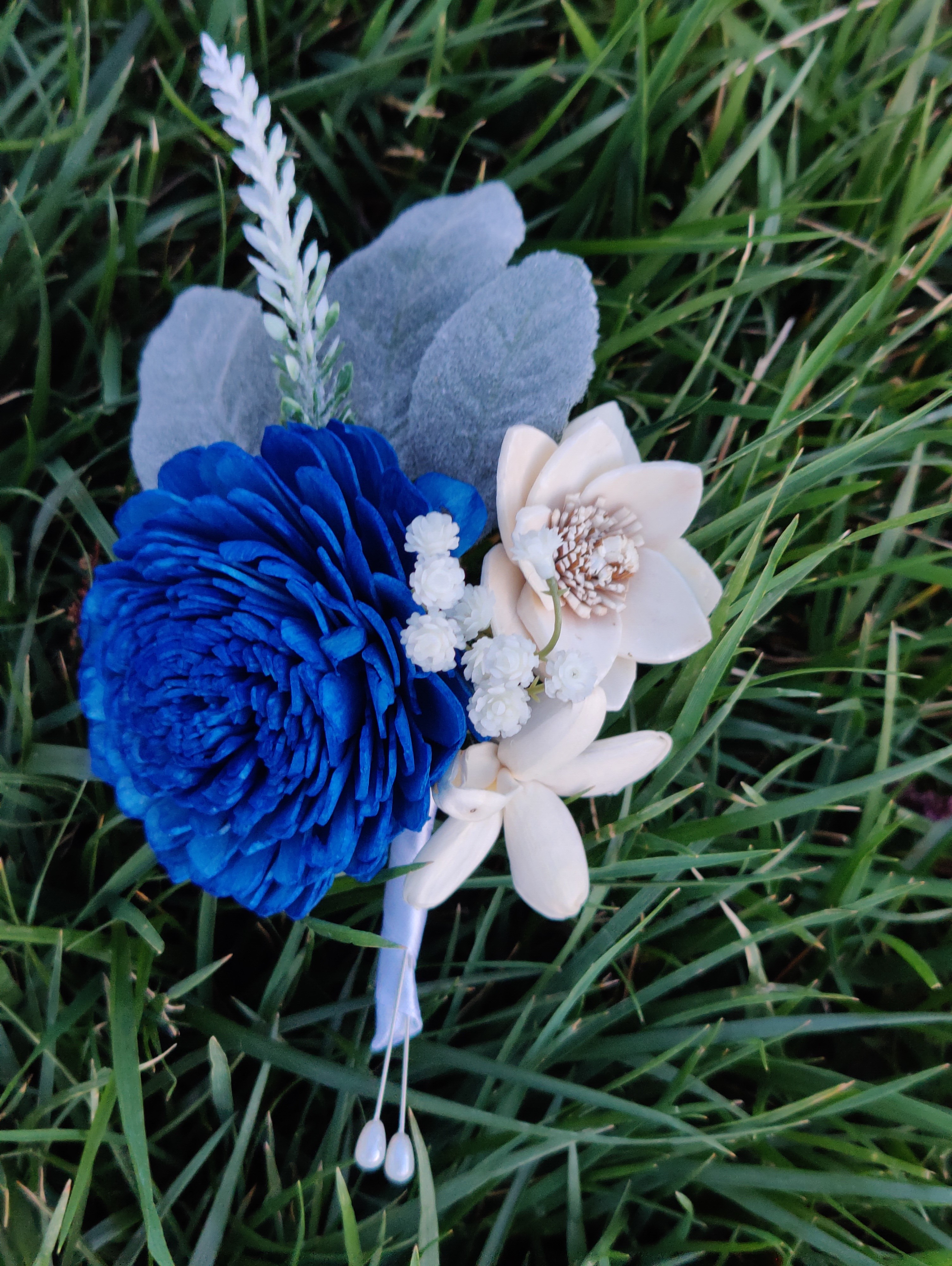 blue and white dance boutonierre